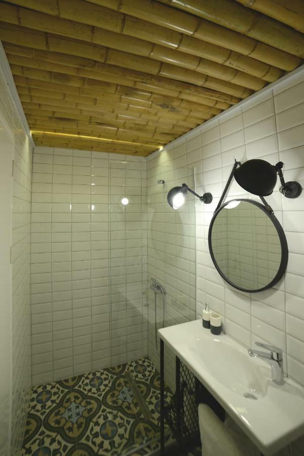 Mazi Rooms Ptolemeon テッサロニキ エクステリア 写真